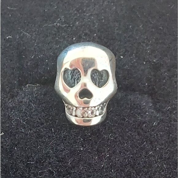 925 Sterling Silver Skull Charm - Picture 4 of 9
